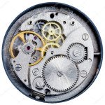 Які бувають типи механізмів у годинниках: кварц проти механіки