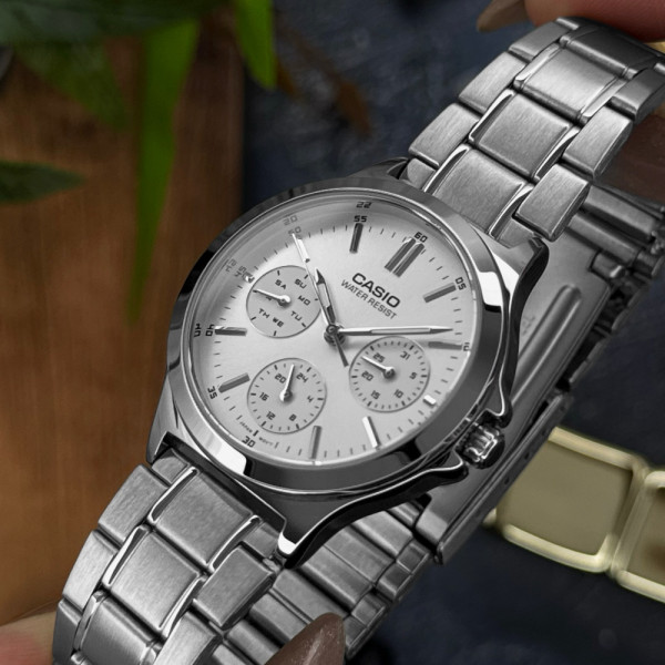 Жіночий годинник Casio LTP-V300D-7A фото 4