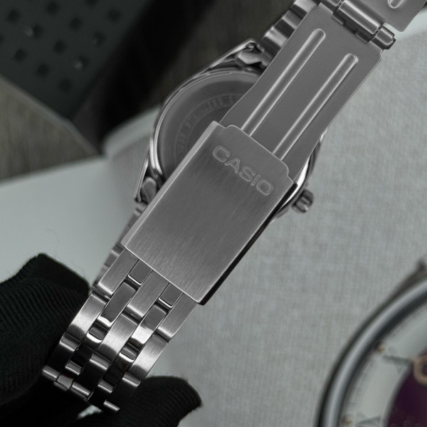 Жіночий годинник Casio LTP-1335D-1A фото 10