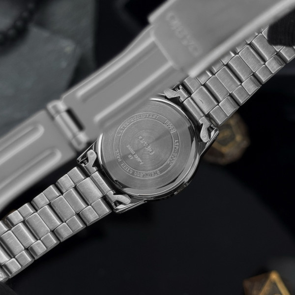 Жіночий годинник Casio LTP-V002D-1B фото 10