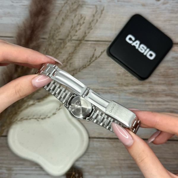 Женские часы Casio LTP-V002D-1B3 фото 10