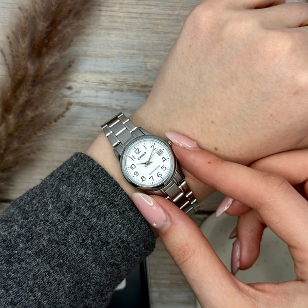 Жіночий годинник Casio LTP-V002D-7BU фото 3
