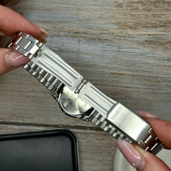 Жіночий годинник Casio LTP-V002D-7BU фото 8