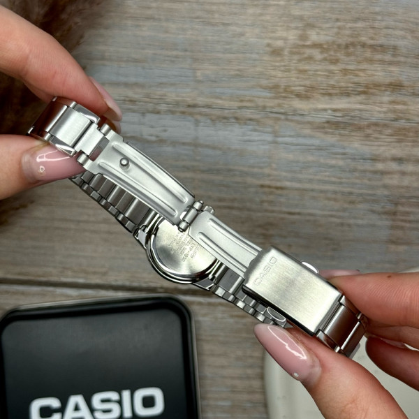 Жіночий годинник Casio LTP-1230D-1C фото 10