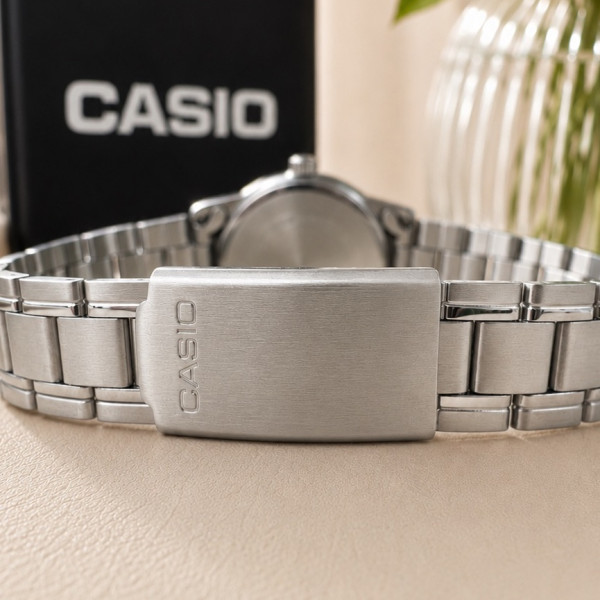 Жіночий годинник Casio LTP-V002D-7A фото 7