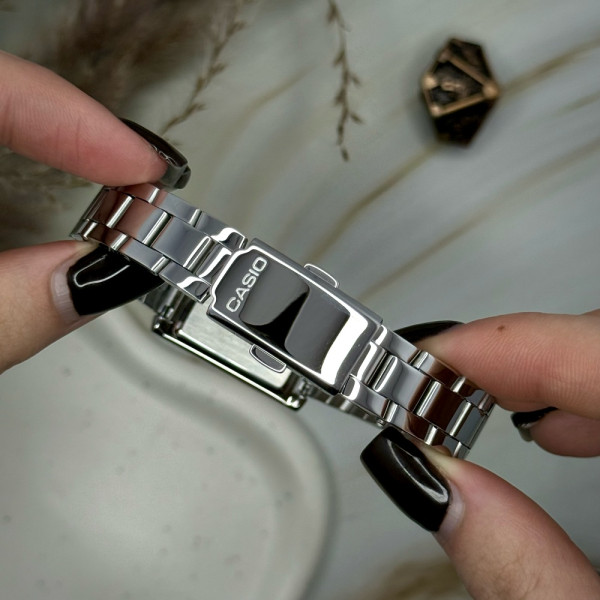 Жіночий годинник Casio LTP-1234DD-5A фото 9