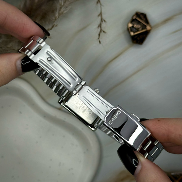 Жіночий годинник Casio LTP-1234DD-5A фото 7