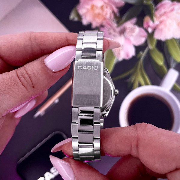 Жіночий годинник Casio LTP-1302D-1A1 фото 8