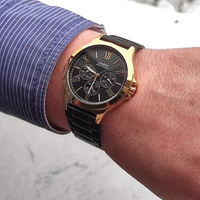 Чоловічий годинник Casio MTP-V300GB-1A