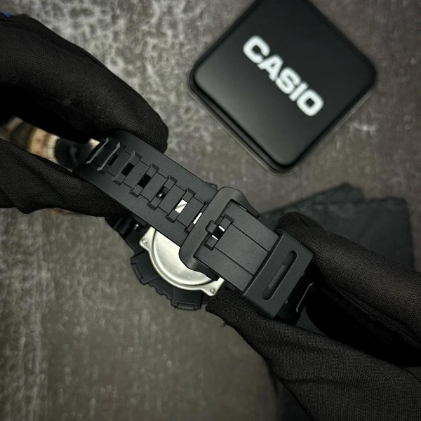 Чоловічий годинник Casio AQ-S810W-1A2 фото 7