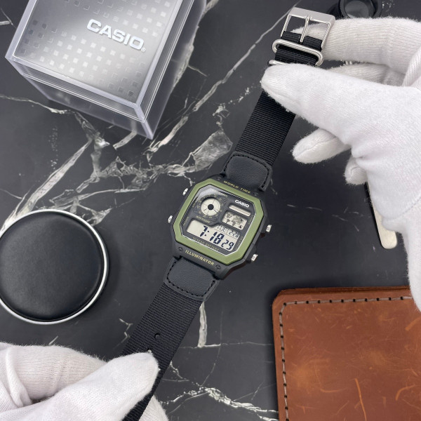 Чоловічий годинник Casio AE-1200WHB-1B фото 5
