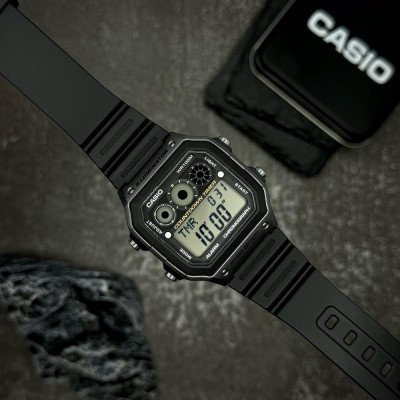 Casio AE-1300WH-8A