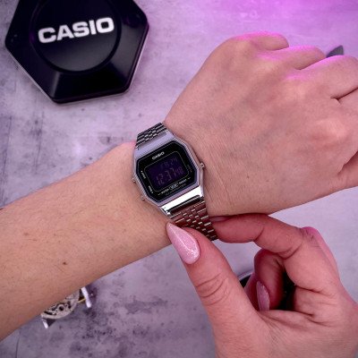 Casio LA680WA-1B