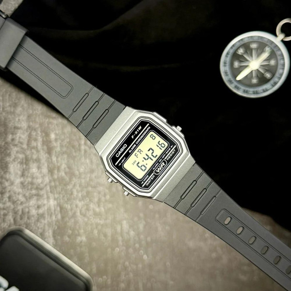 Чоловічий годинник Casio F-91WM-1B фото 4