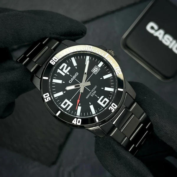 Чоловічий годинник Casio MTP-VD01B-1B фото 4