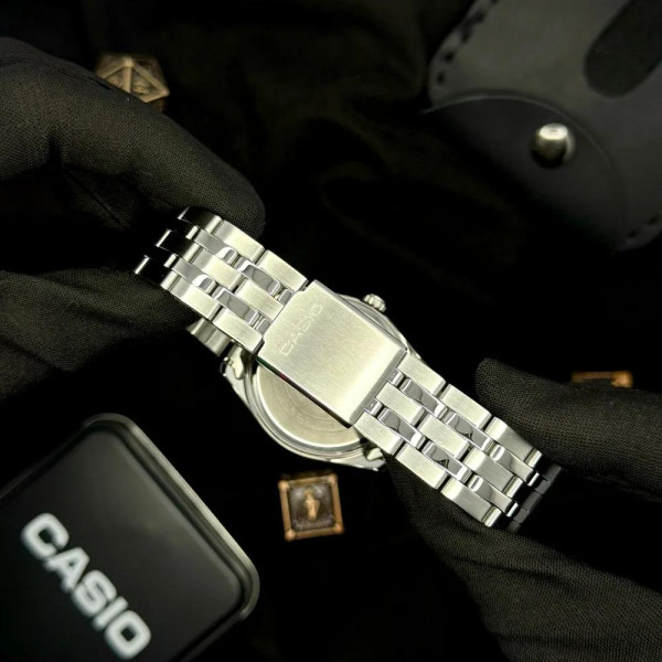 Чоловічий годинник Casio MTP-1335D-1A2 фото 8