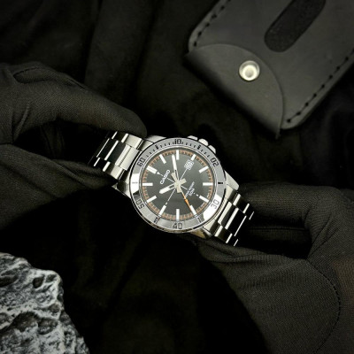 Мужские часы Casio MTP-VD01D-1E2