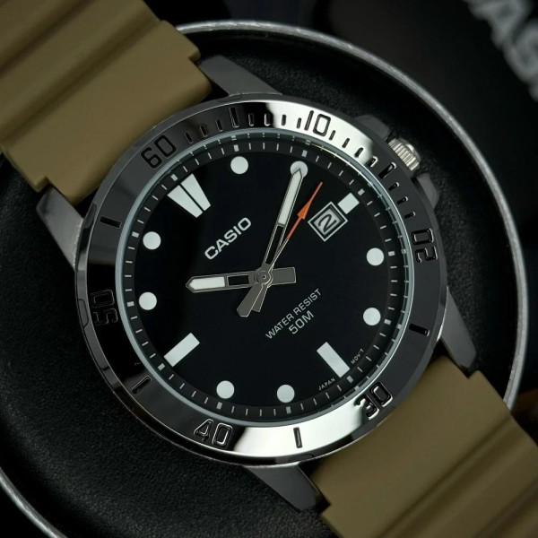Чоловічий годинник Casio MTP-VD01-5E фото 6
