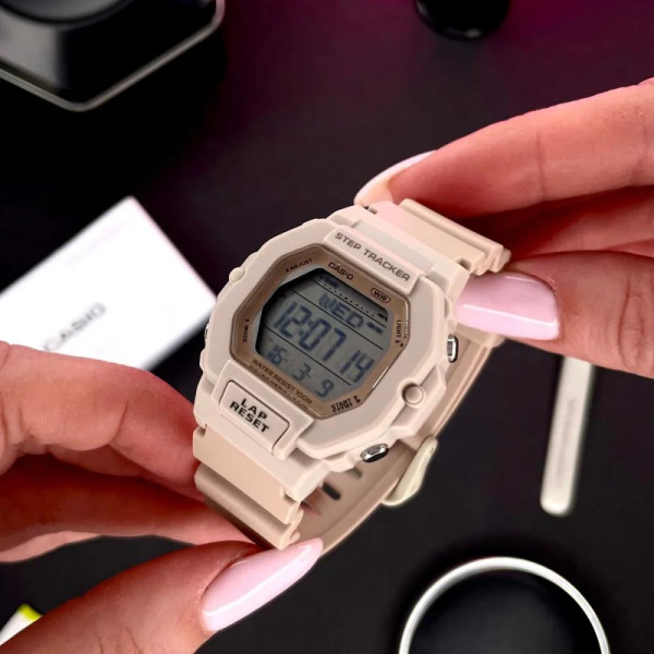 Жіночий годинник Casio LWS-2200H-4A фото 6