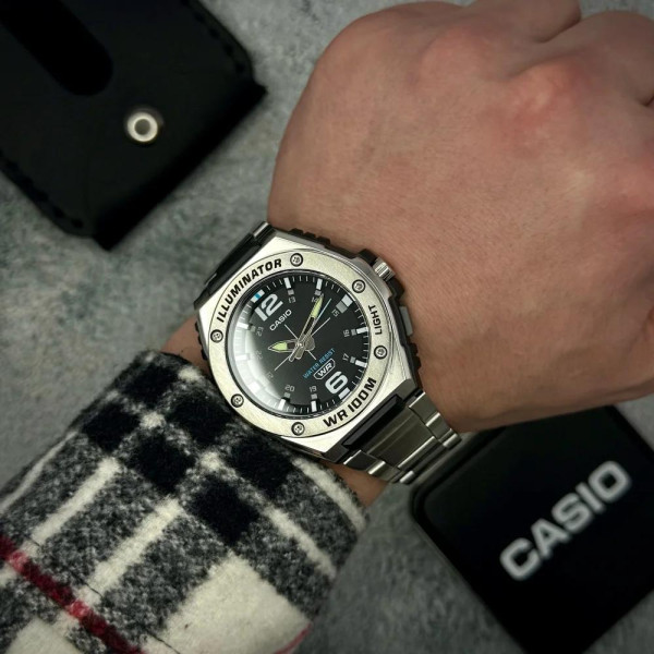 Чоловічий годинник Casio MWA-100HD-1A фото 6