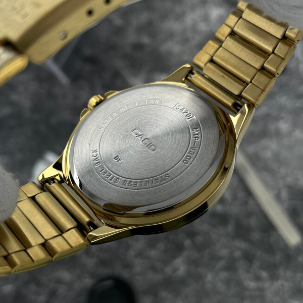 Чоловічий годинник Casio MTP-V300G-7A фото 7