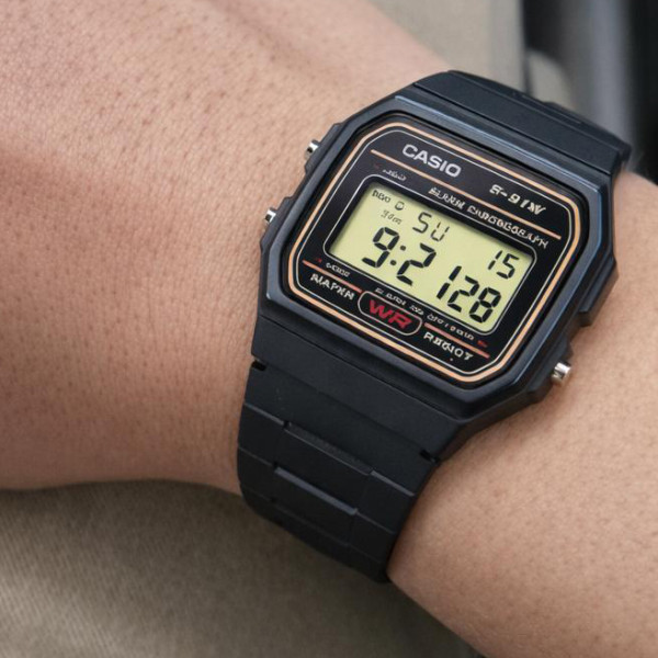 Чоловічий годинник Casio F-91WG-9Q фото 5