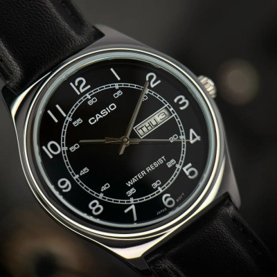 Чоловічий годинник Casio MTP-V006L-1B2