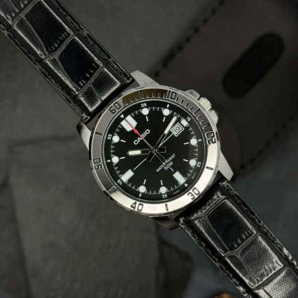 Чоловічий годинник Casio MTP-VD01L-1E фото 4