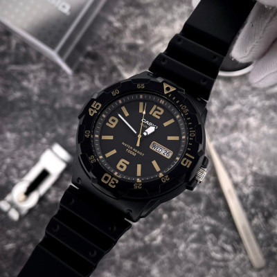 Чоловічий годинник Casio MRW-200H-1B3