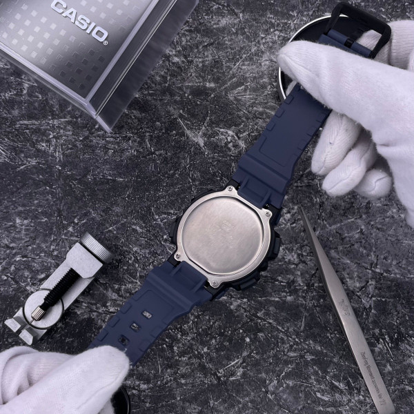 Чоловічий годинник Casio WS-1500H-2A фото 9