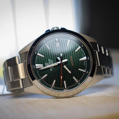 Чоловічий годинник Casio EFV-140D-3A