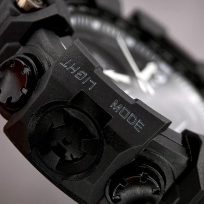 Awarder 001 Трезубец серебро Black