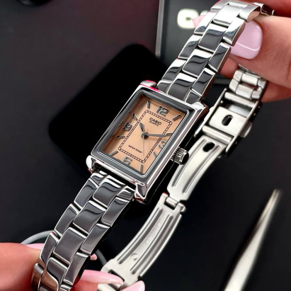 Жіночий годинник Casio LTP-1234DD-4A фото 6