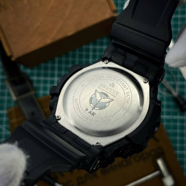 Персональная лазерная гравировка на часах (собственные надписи, цитаты, символы, даты) фото 3