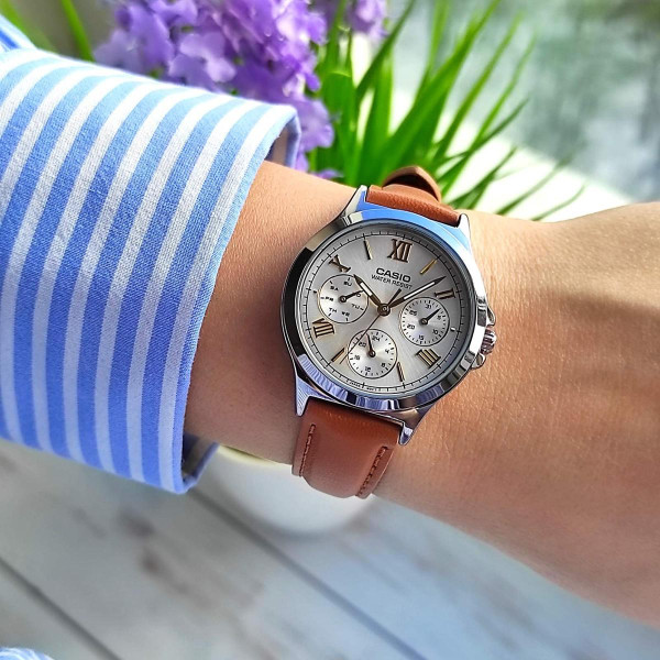 Жіночий годинник Casio LTP-V300L-7A2 фото 4
