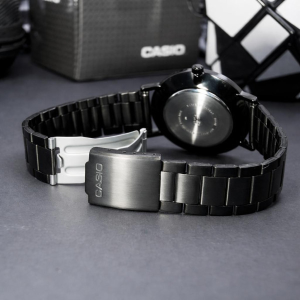 Чоловічий годинник Casio MTP-VT01B-1B фото 8