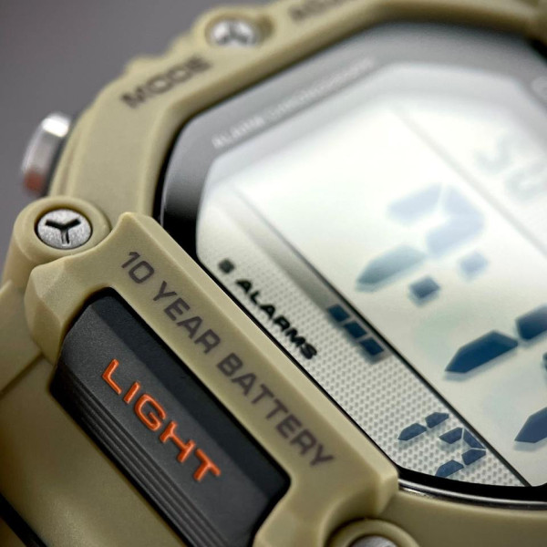 Чоловічий годинник Casio AE-1600H-5A фото 11