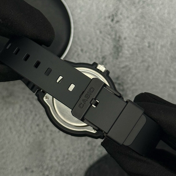 Чоловічий годинник Casio MRW-230H-1E3 фото 7