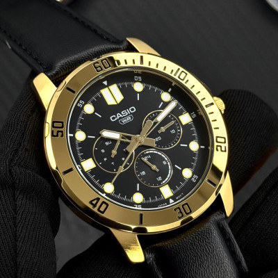 Чоловічий годинник Casio MTP-VD300GL-1E