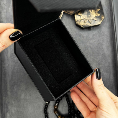 Коробочка для годинника чорна з золотим тризубом