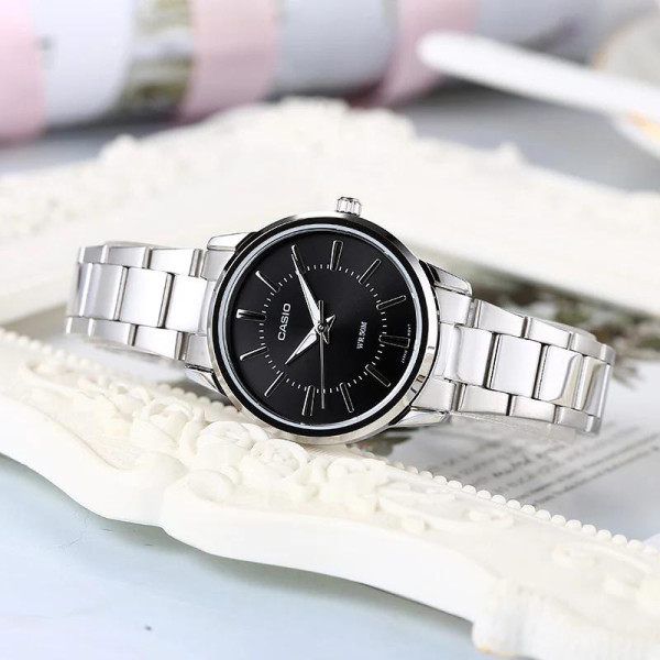 Жіночий годинник Casio LTP-1303D-1AVDF фото 6