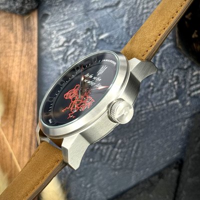 Awarder 058 Де би не був Silver-Black-Brown