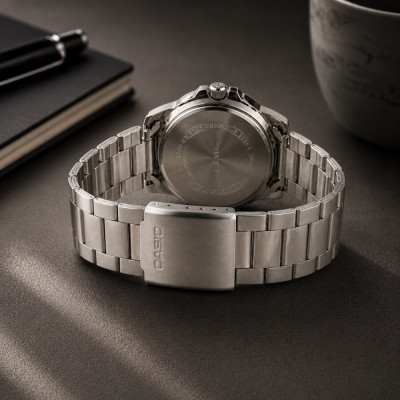 Чоловічий годинник Casio MTP-VD01D-3B