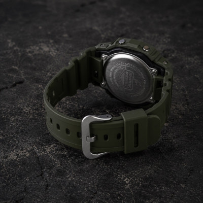 Чоловічий годинник Casio G-SHOCK DW-5610UU-3