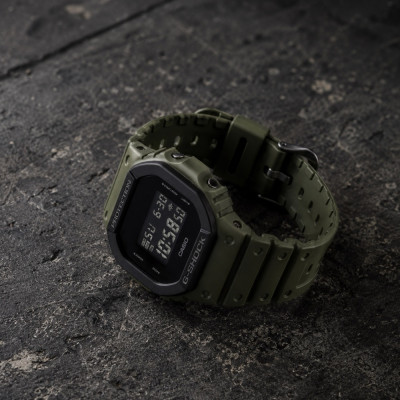 Чоловічий годинник Casio G-SHOCK DW-5610UU-3