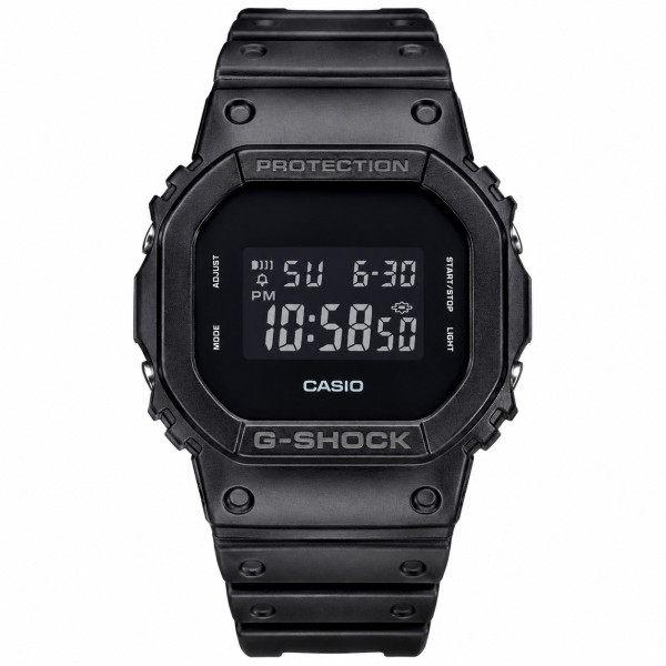Чоловічий годинник Casio G-SHOCK DW-5600UBB-1E фото 1