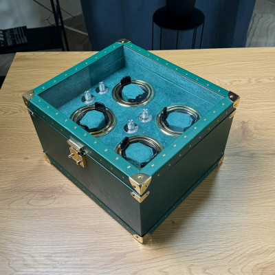 Коробка для чотирьох годинників з автопідзаводом зелена