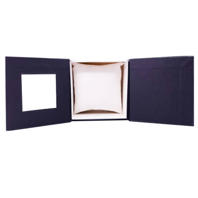 Подарункова картонна коробочка для годинника чорно-біла