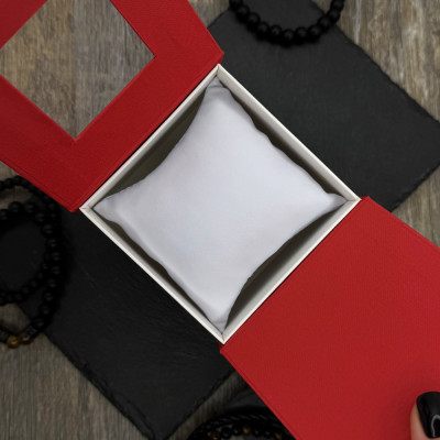 Подарункова картонна коробочка для годинника червоно-біла