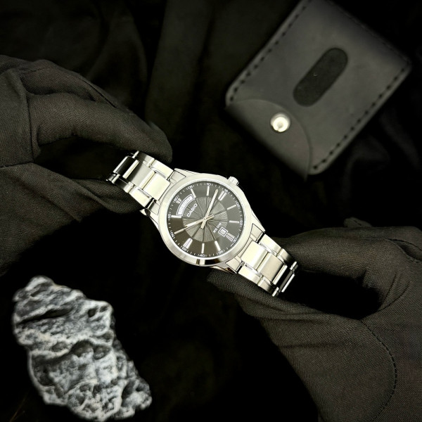 Чоловічий годинник Casio MTP-1381D-1A фото 4